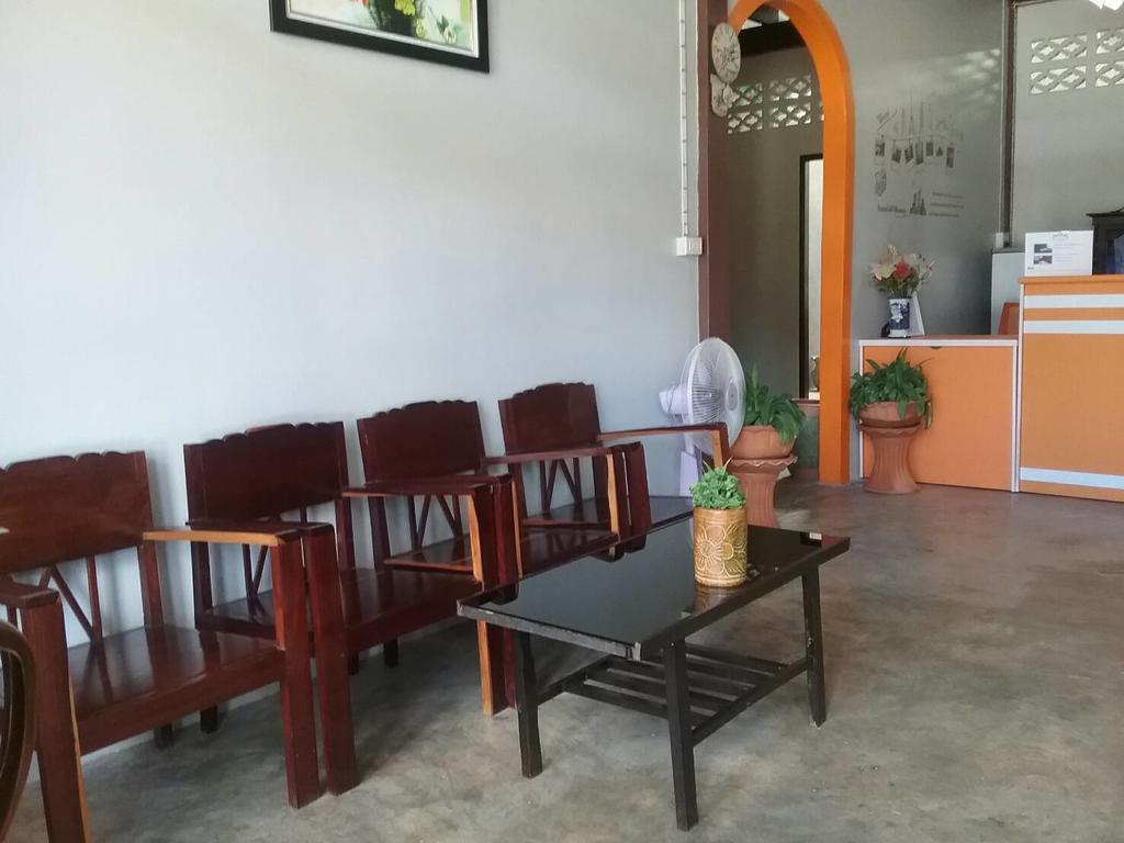 Sawang Guesthouse Ban Sawang Yai Exteriör bild